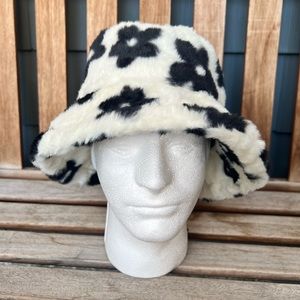 Black and White Floral Faux Fur Bucket Hat